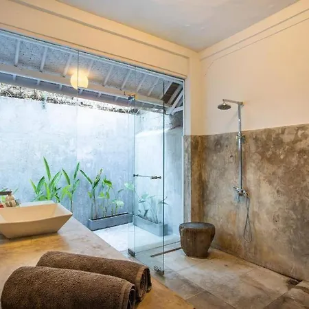 Villa Dolcevita Seminyak Exterior photo